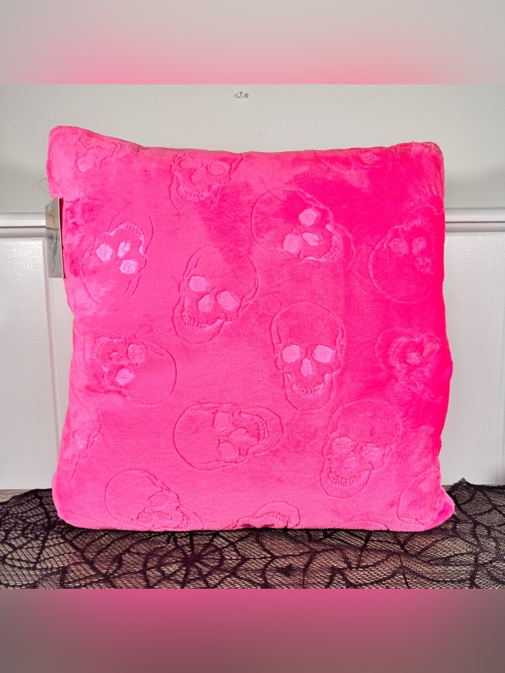 NEW Spooky Hot Pink Embossed Skulls Halloween Pillow 20x20
